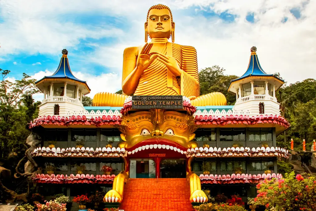 Dambulla Cave Temple